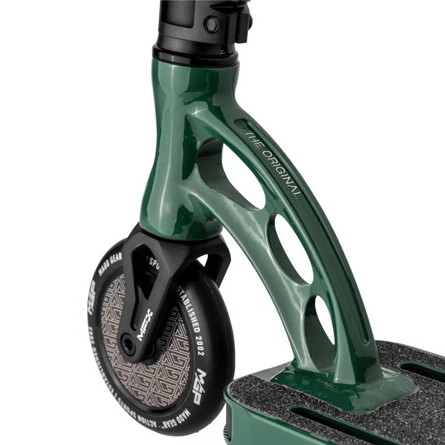 MADD GEAR MGO EXTREME SCOOTER NEO CHROME PEARL GREEN - Mozzi